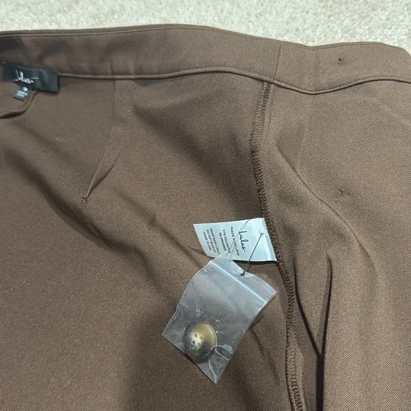 NWT Lulus midi wrap skirt in brown| size M - Picture 9 of 10